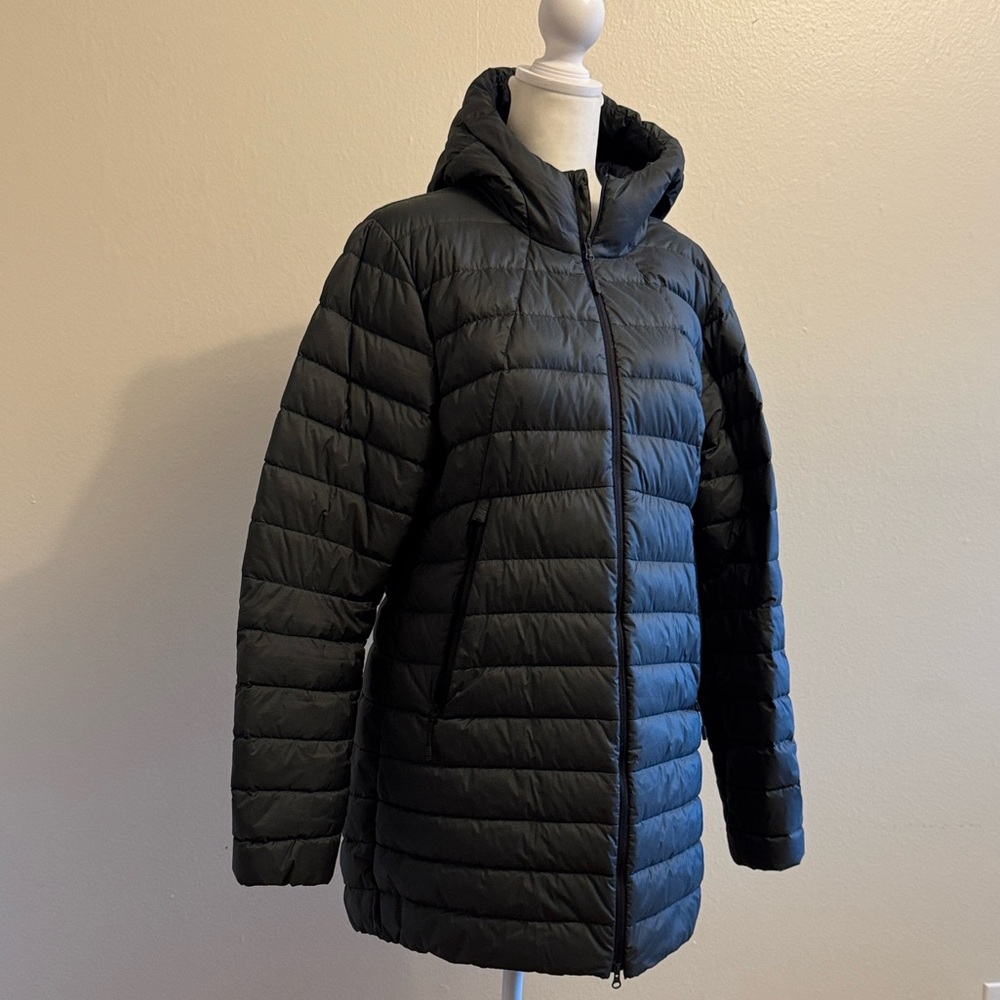 Mountain Hardwear Women's Dark Gray Rhea Puffer Jacket